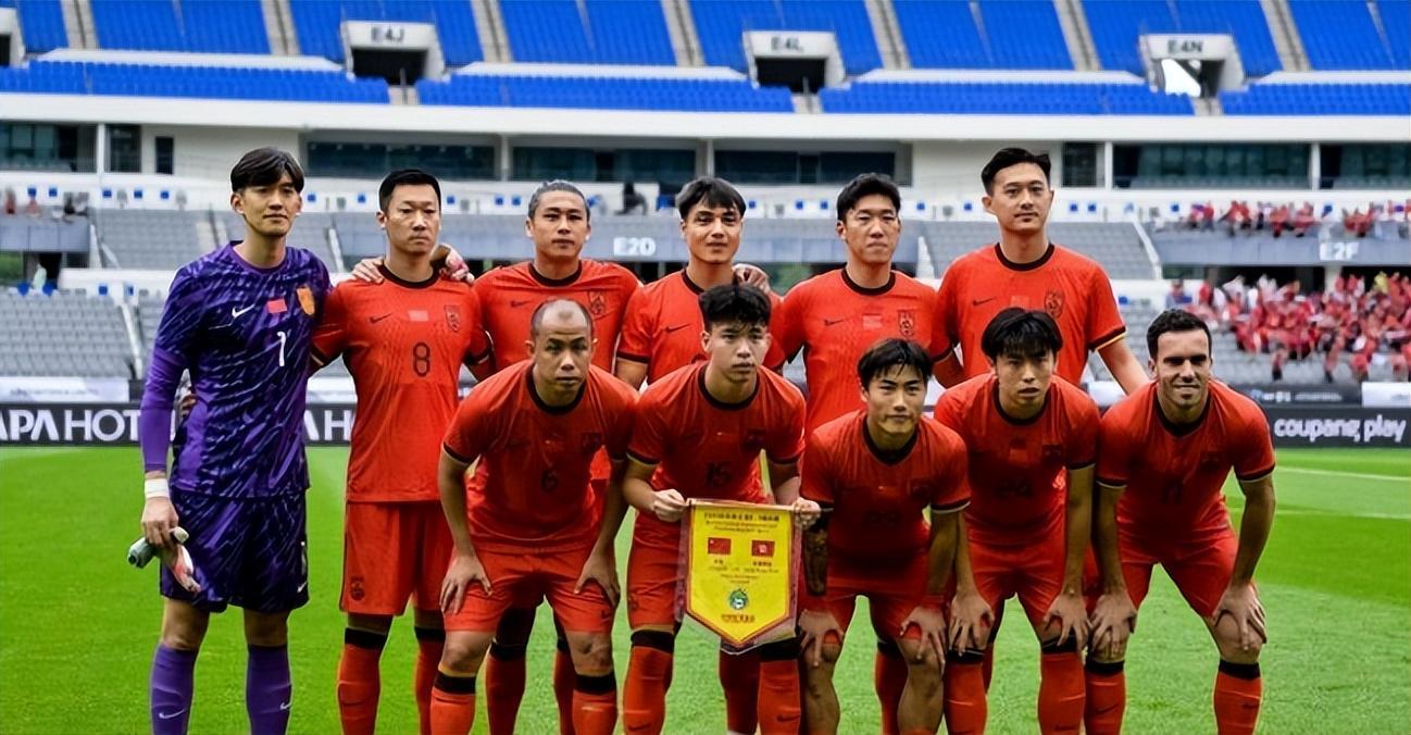 开云电竞-李金羽刚带领辽宁铁人回家！却被个别接机球迷公开质疑，引发热议